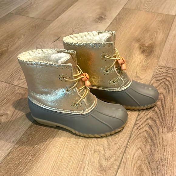 Olivia Miller rain boots - Picture 1 of 2